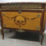 562 3549 CHEST OF DRAWERS